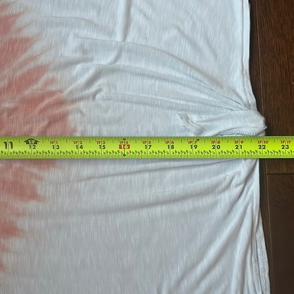 Red and White Wrangler Tank Top - Picture 5 of 9